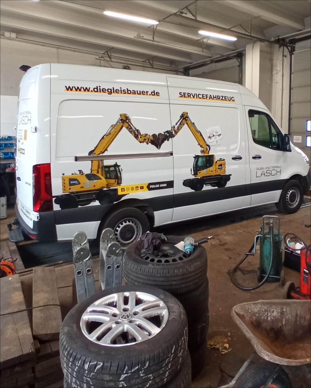 Folierung Werkstattwagen Lasch Gleisbau Folierung Werkstattwagen Lasch Gleisbau